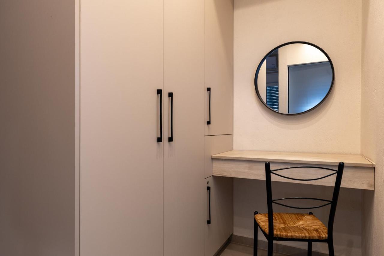 Thea Small House Ксанти Экстерьер фото